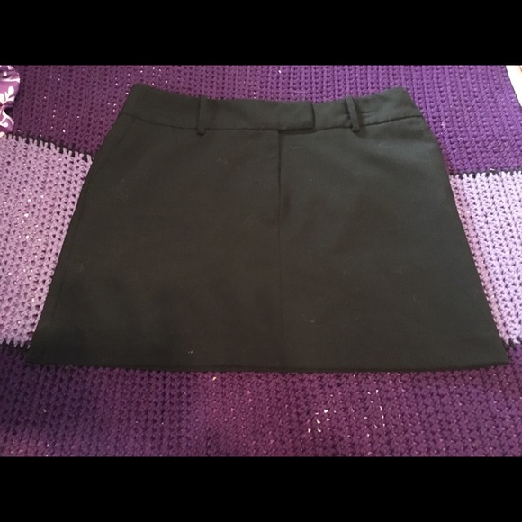 Black Mini Skirt size 7/8 from Express - Picture 2 of 6